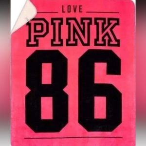 RARE/HTF Victoria’s Secret Pink 86 Sherpa Blanket